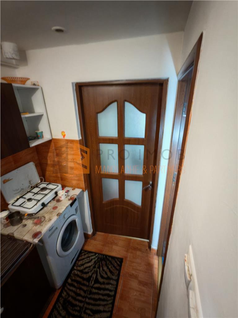 EXCLUSIVITATE! Camera de camin zona Comat