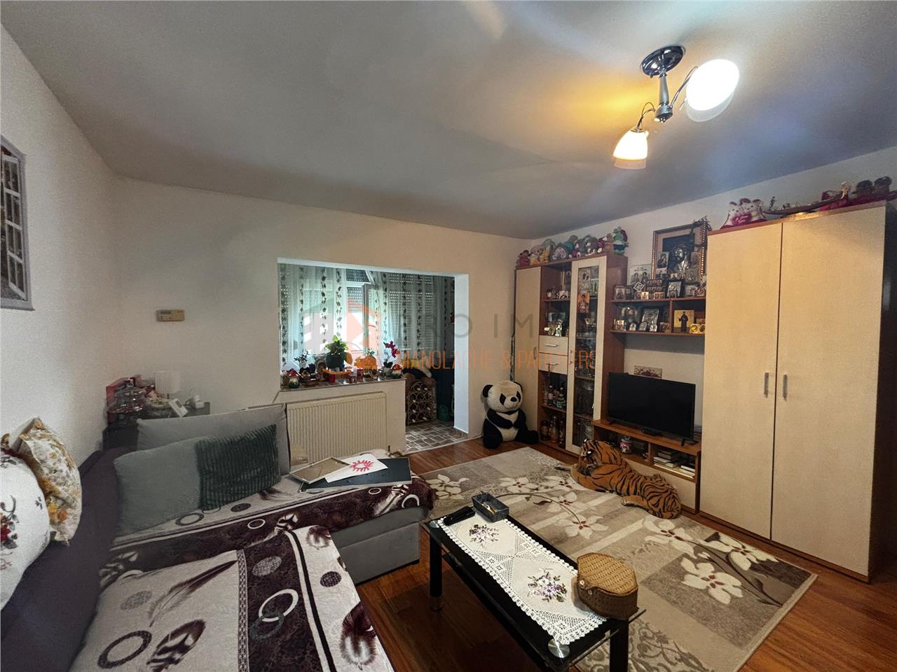 Apartament 2 camere confort 1 semidecomandat zona Crang