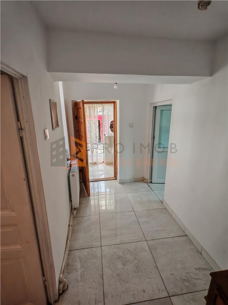 EXCLUSIVITATE! Casa spatioasa + teren in centrul Buzaului