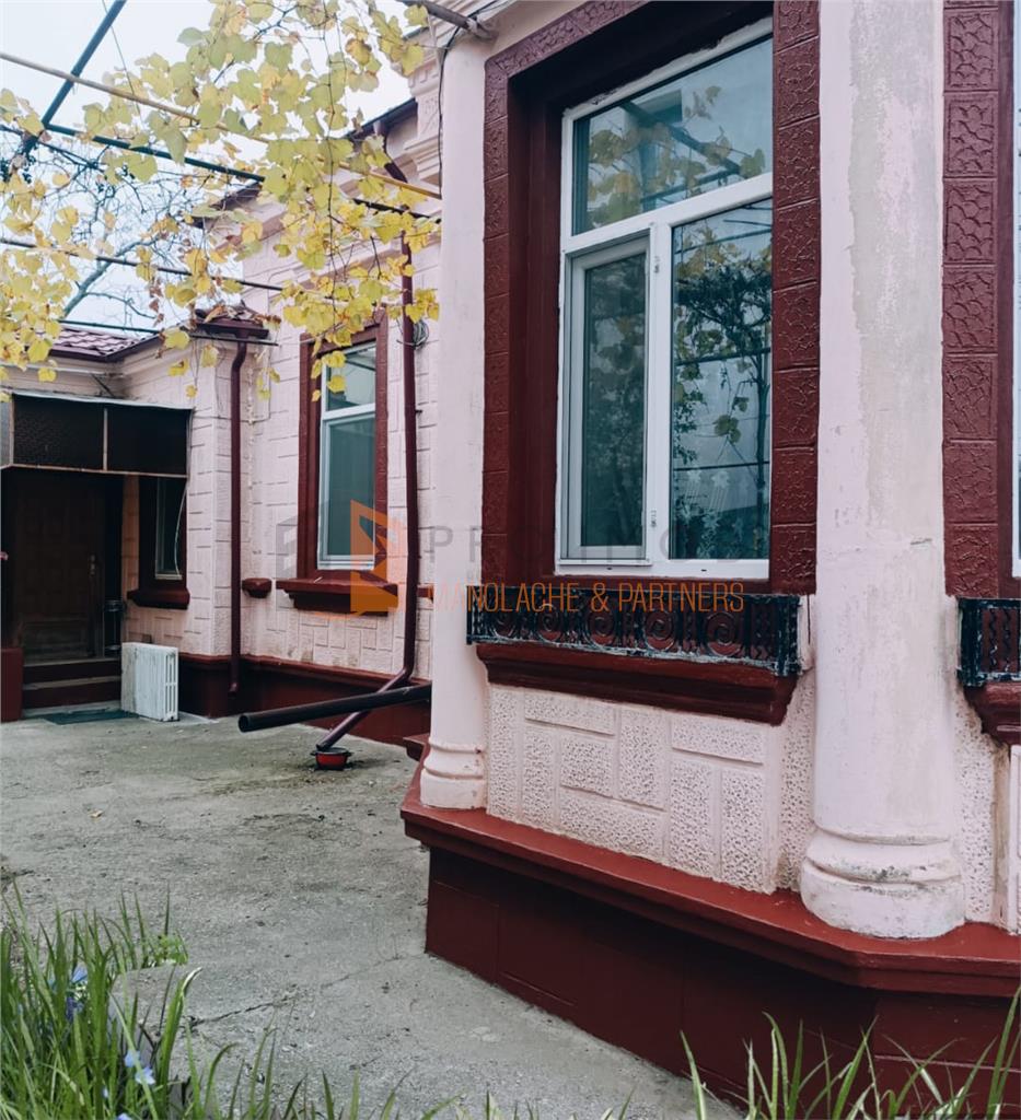 EXCLUSIVITATE! Casa spatioasa + teren in centrul Buzaului