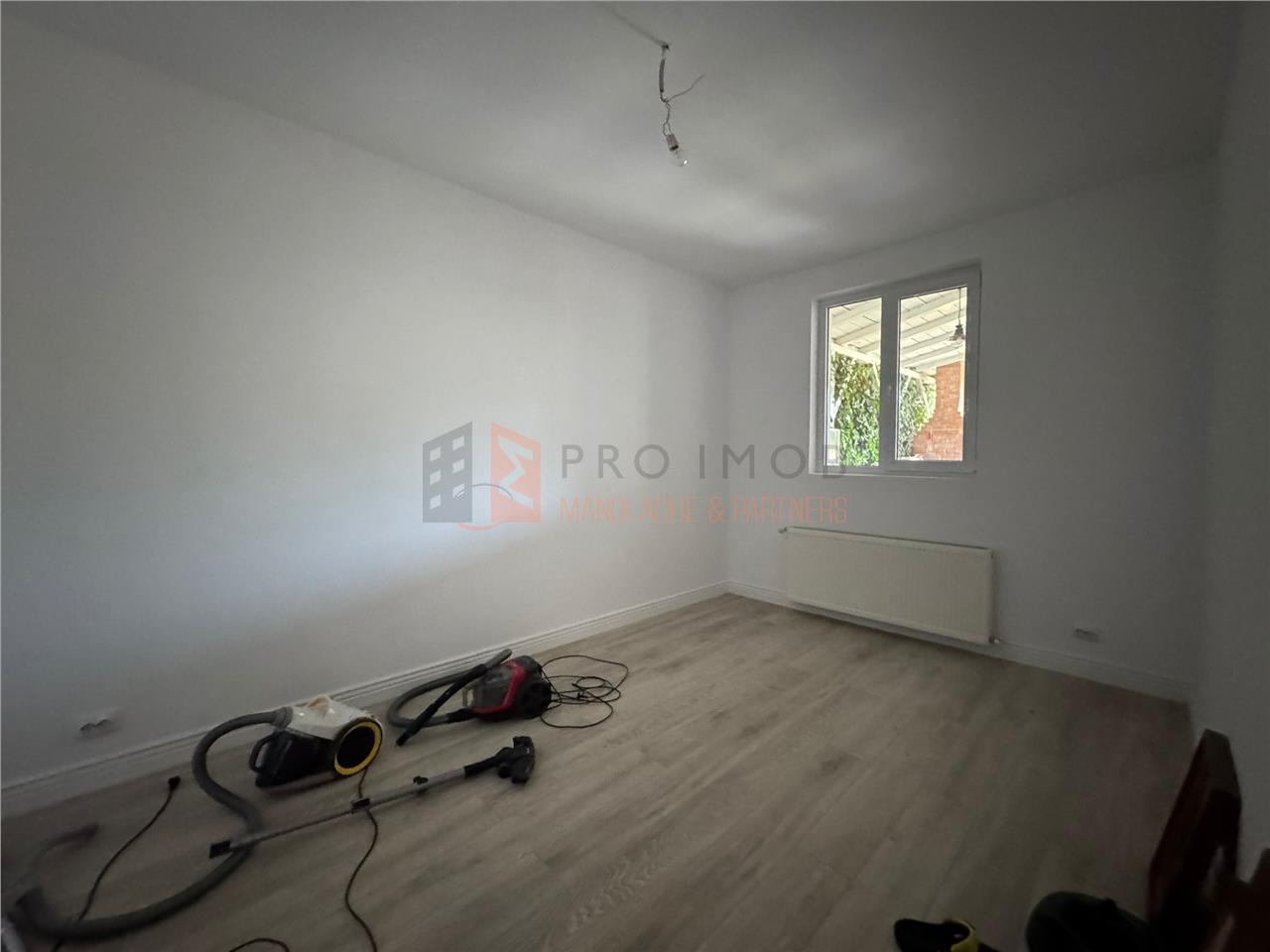 Casa tip S+P+1E+M in zona Gura Calnaului