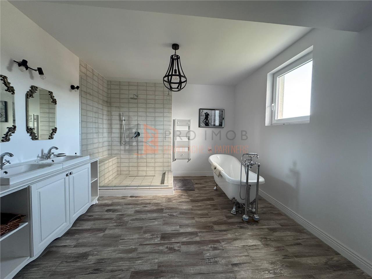 Casa tip S+P+1E+M in zona Gura Calnaului