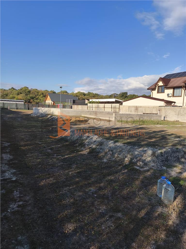 Exclusivitate!Teren intravilan+ fundatie 225 mp zona Spataru