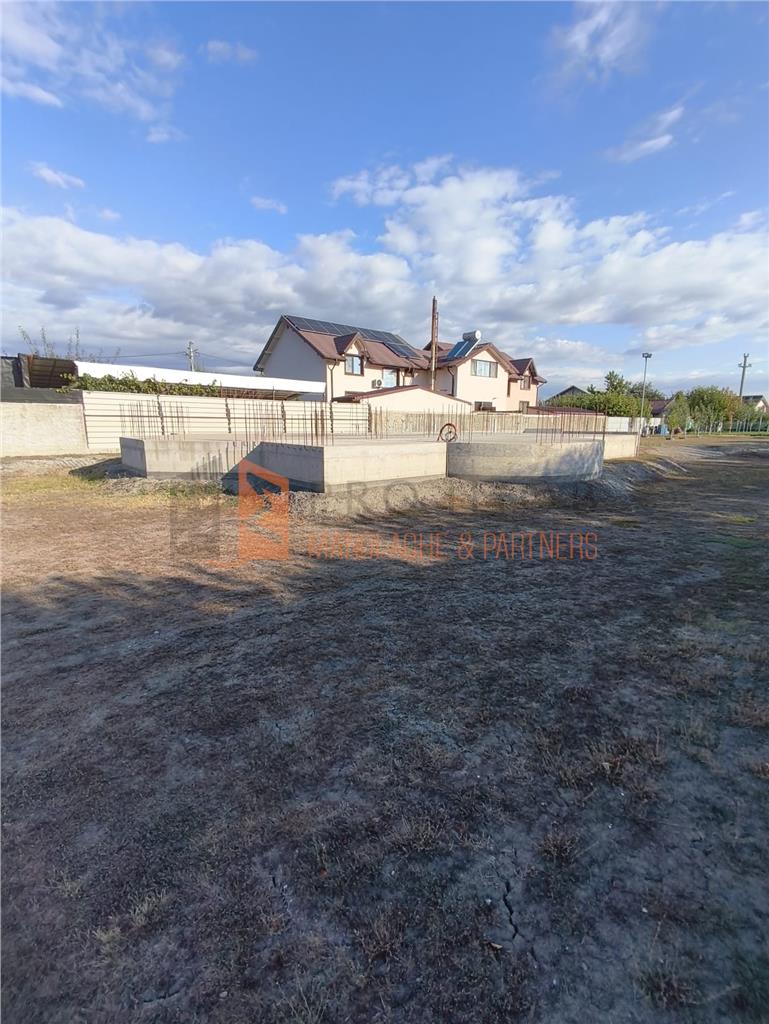 Exclusivitate!Teren intravilan+ fundatie 225 mp zona Spataru