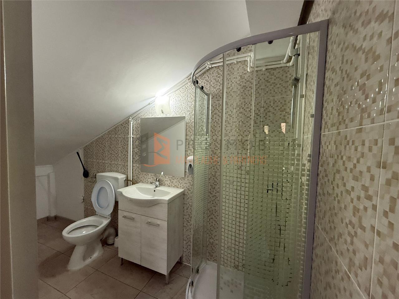 EXCLUSIVITATE! Pensiune pretabil Spatiu comercial P+1+M zona Siriu