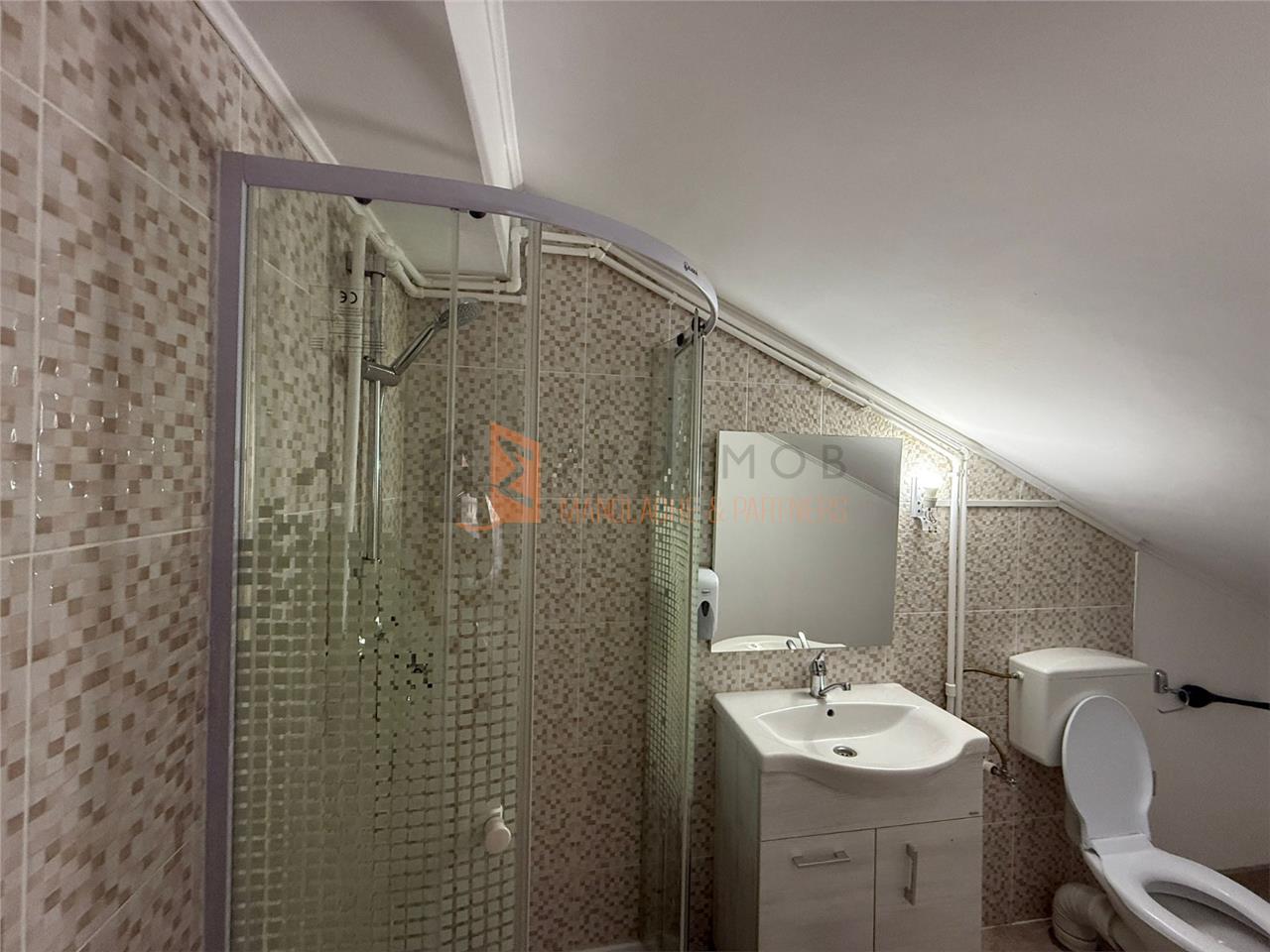 EXCLUSIVITATE! Pensiune pretabil Spatiu comercial P+1+M zona Siriu