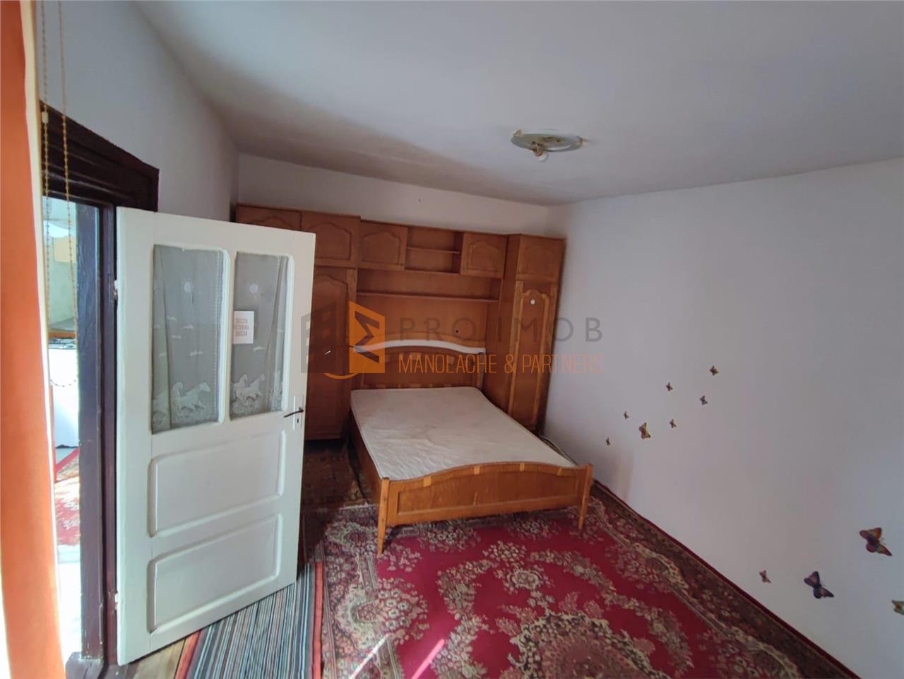 Casa tip parter + mansarda in zona Centru