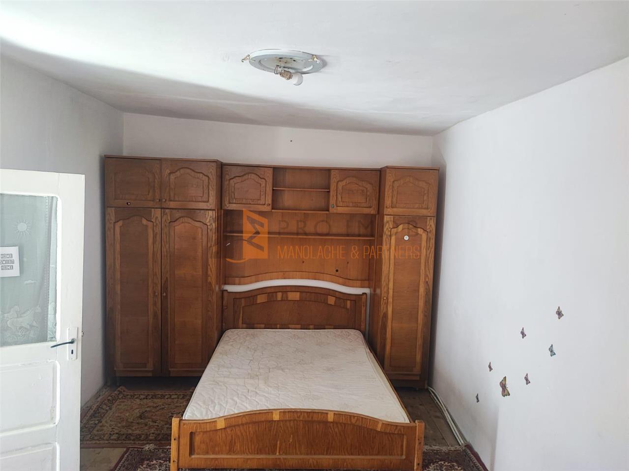 Casa tip parter + mansarda in zona Centru