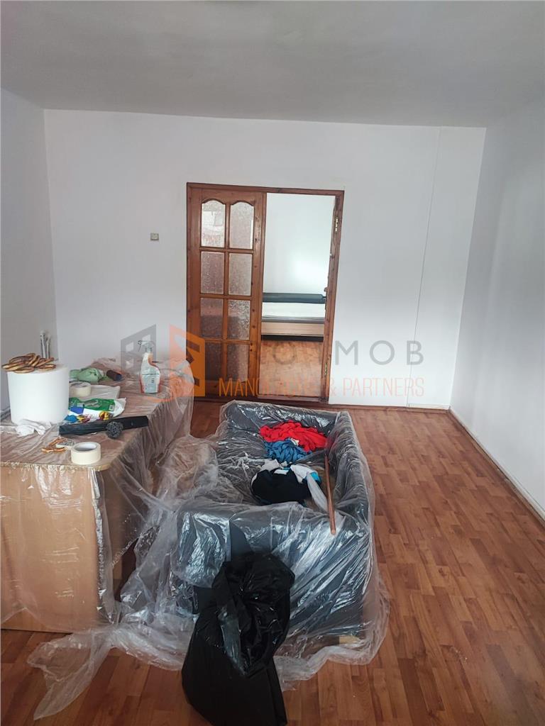Casa tip parter + mansarda in zona Centru