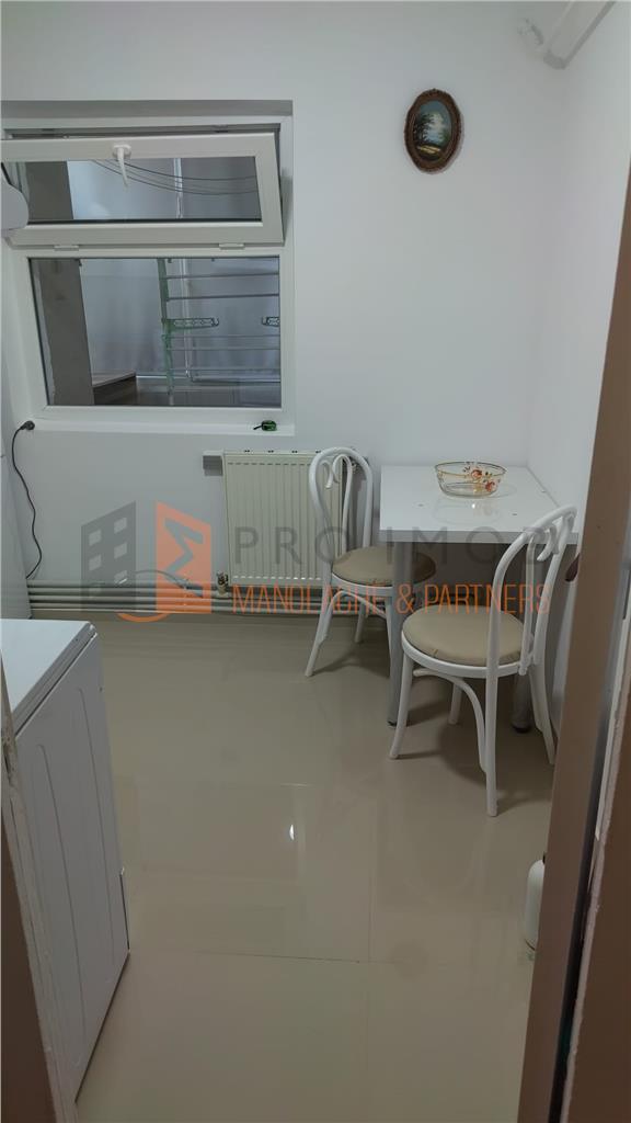Apartament 3 camere cf 1 decomandat in zona Unirii Sud