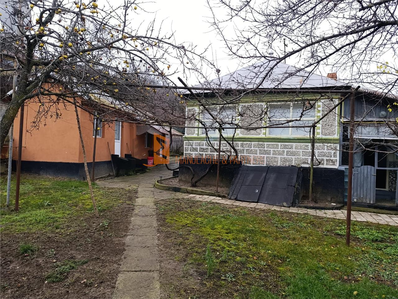 Casa tip parter zona Sarata Monteoru