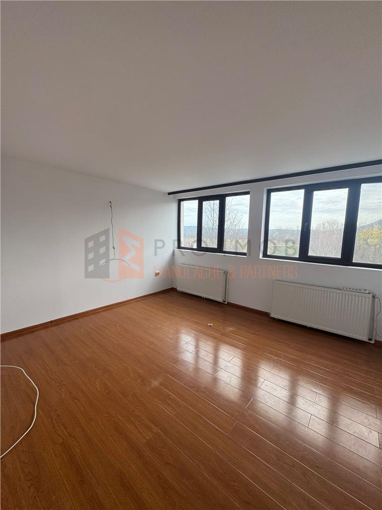 Casa tip P+1E+M zona Unguriu