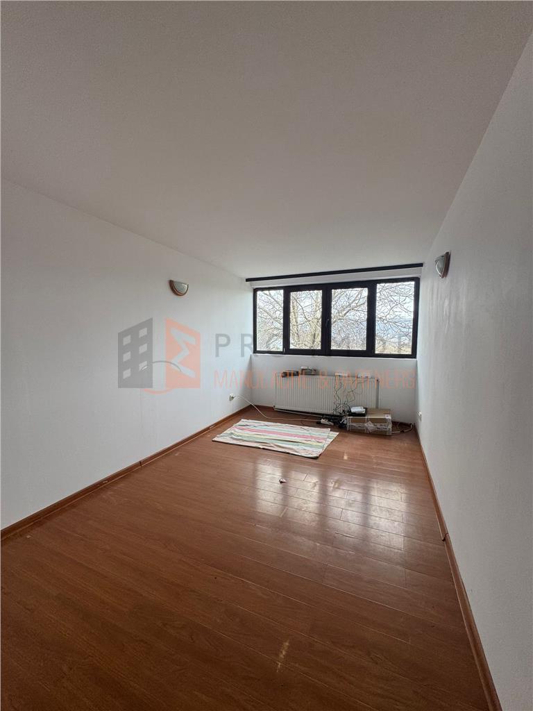 Casa tip P+1E+M zona Unguriu