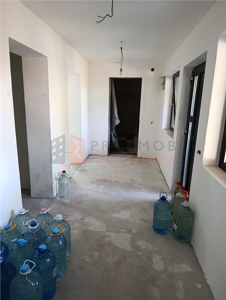 Casa tip parter zona Capatanesti