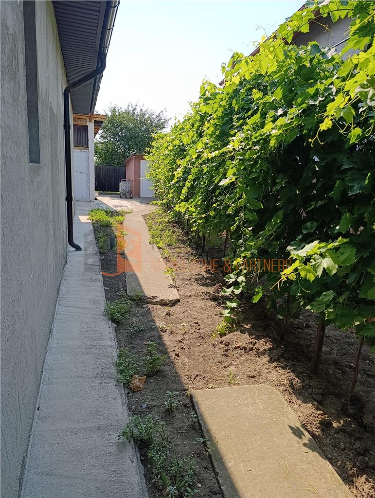 Casa tip parter zona Capatanesti