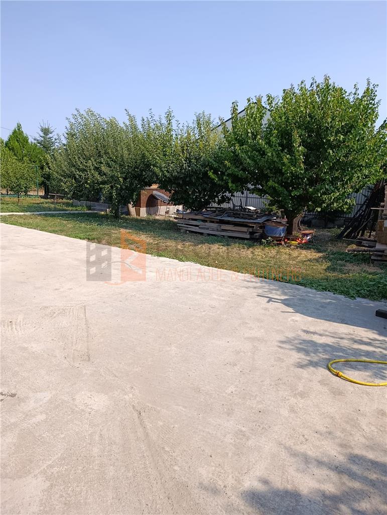 Casa tip parter zona Capatanesti