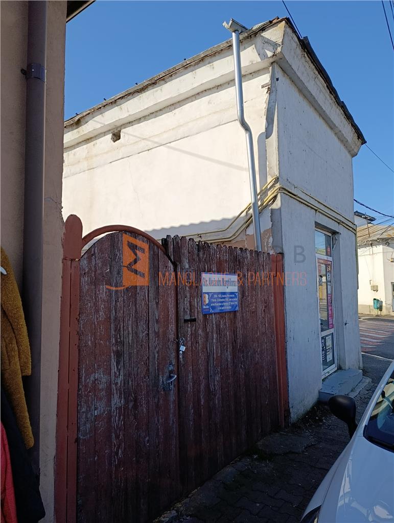 Casa tip parter zona Brosteni