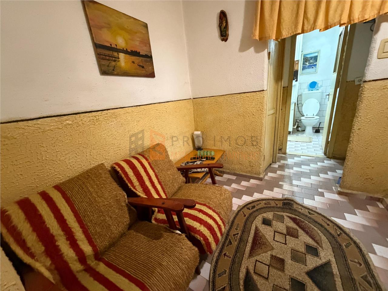 Apartament 2 camere cf 1 decomandat zona Crang 2
