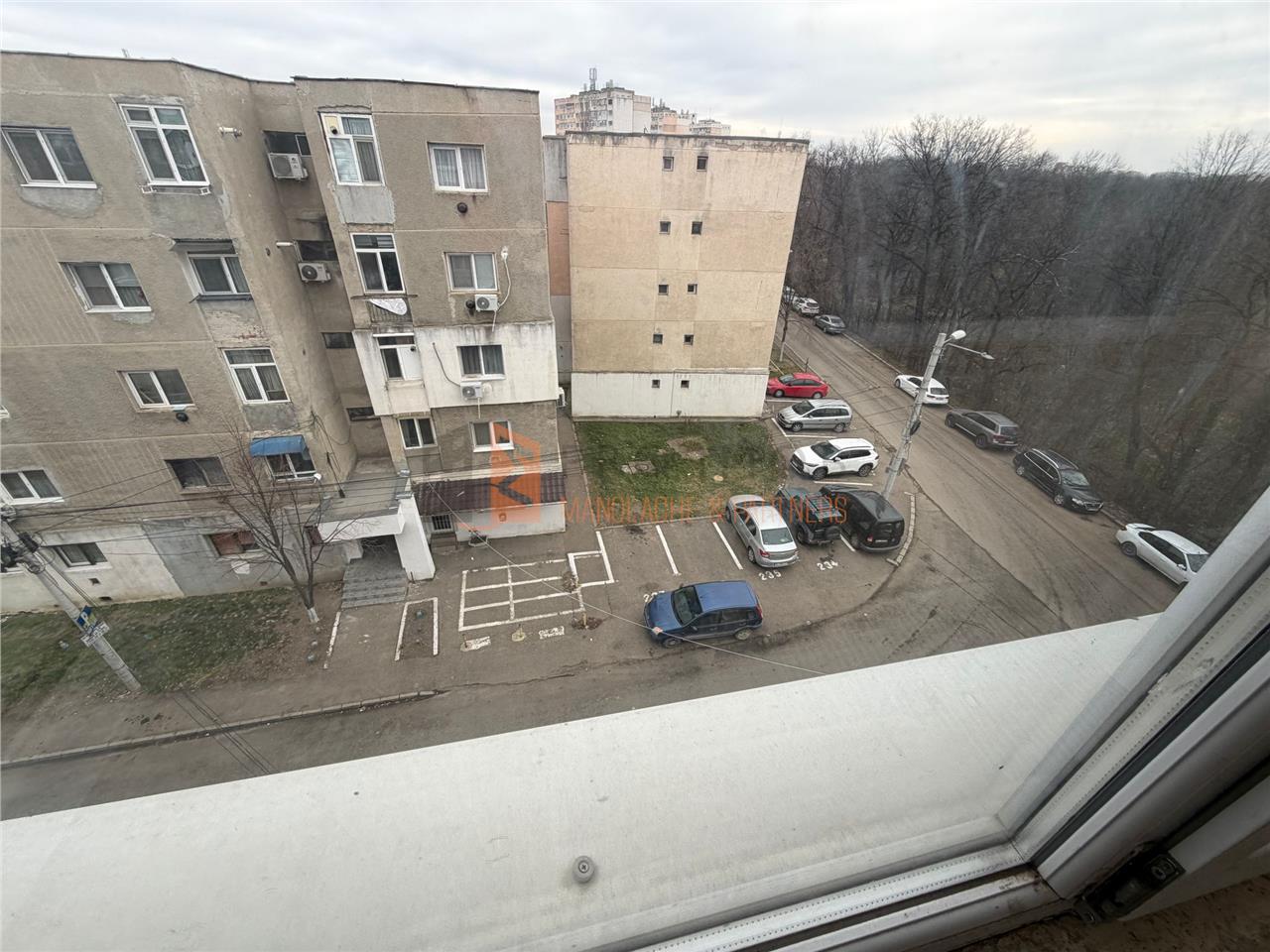 Apartament 2 camere cf 1 decomandat zona Crang 2