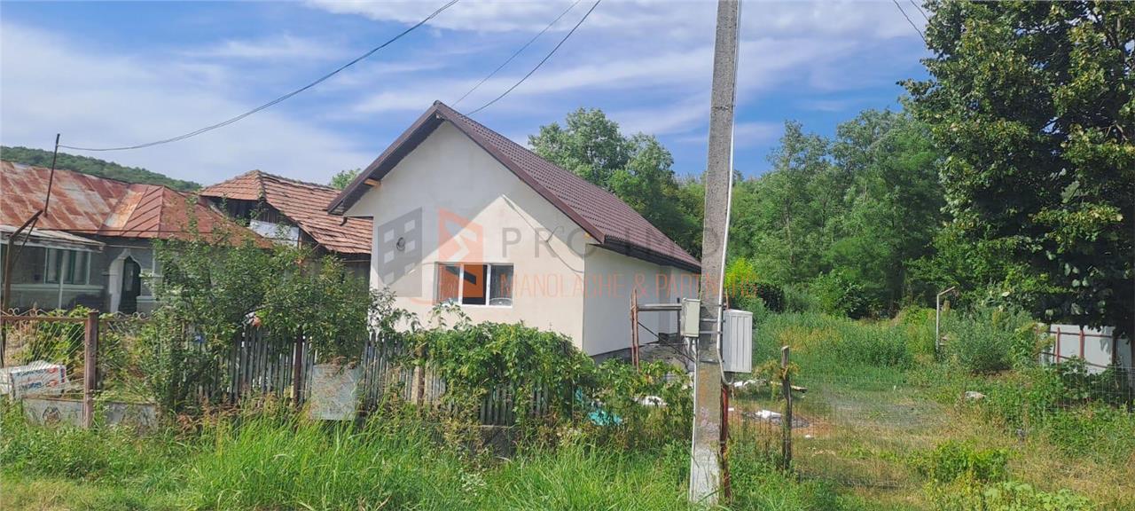 Casa tip parter zona Tisau