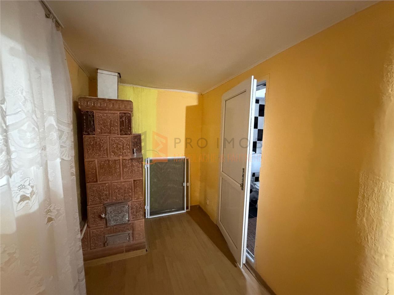 Casa tip parter zona Tisau