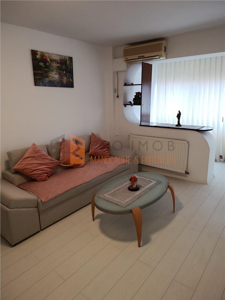 Apartament 2 camere cf 1 semidecomandat zona Unirii Sud