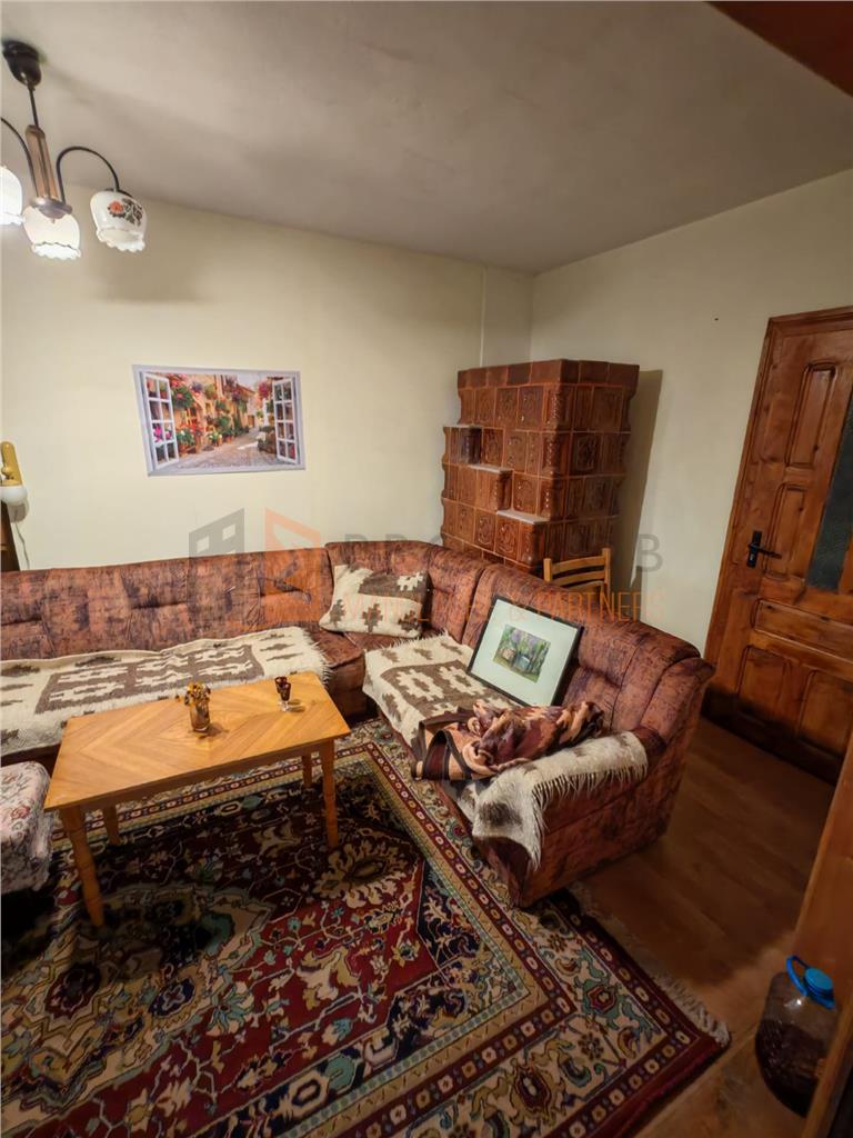 Casa tip P+1+M zona Vintila Voda