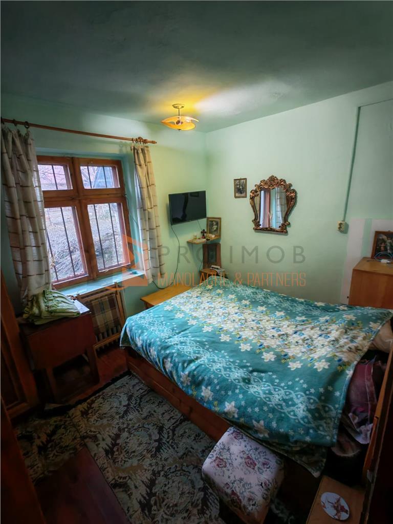 Casa tip P+1+M zona Vintila Voda