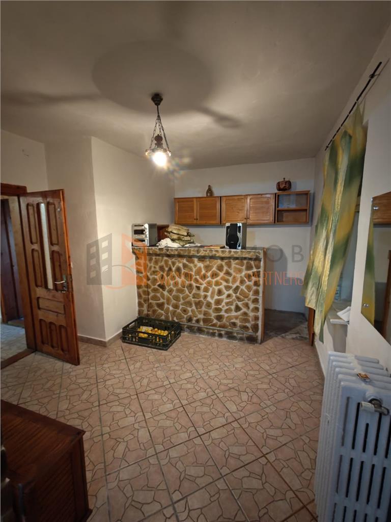 Casa tip P+1+M zona Vintila Voda