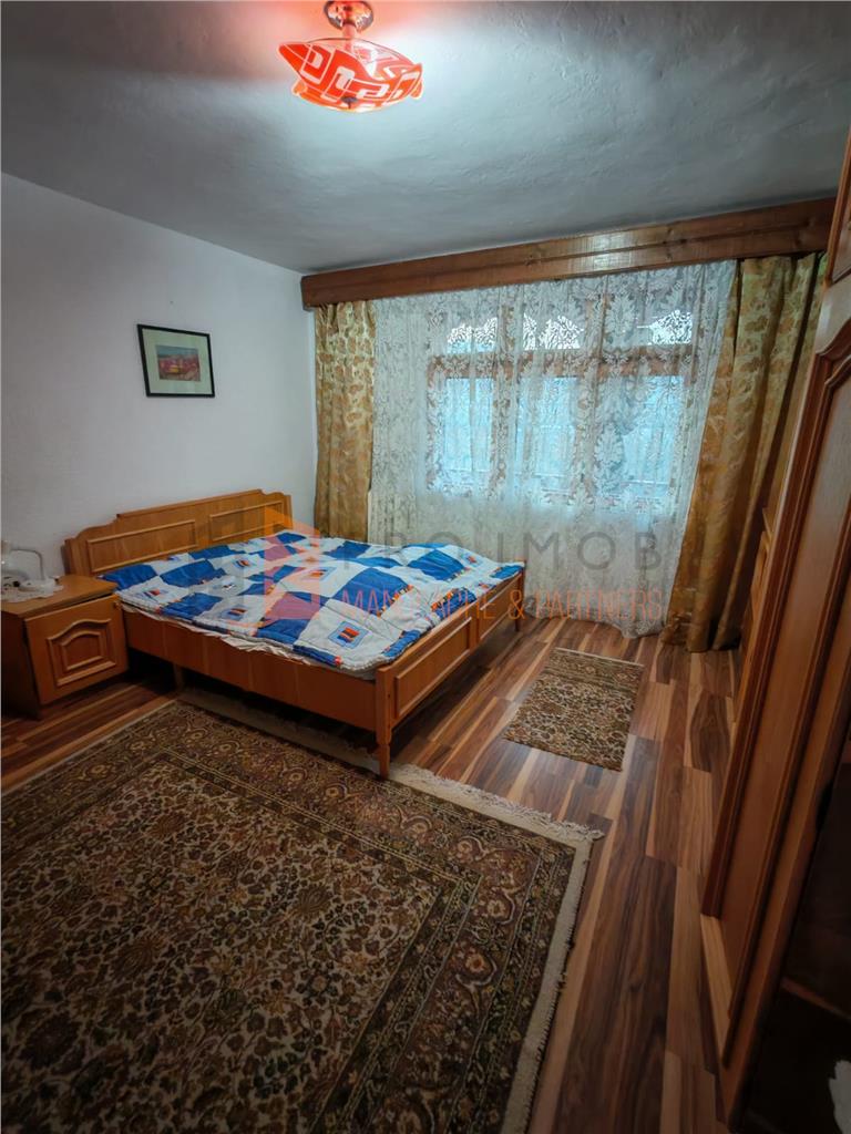 Casa tip P+1+M zona Vintila Voda