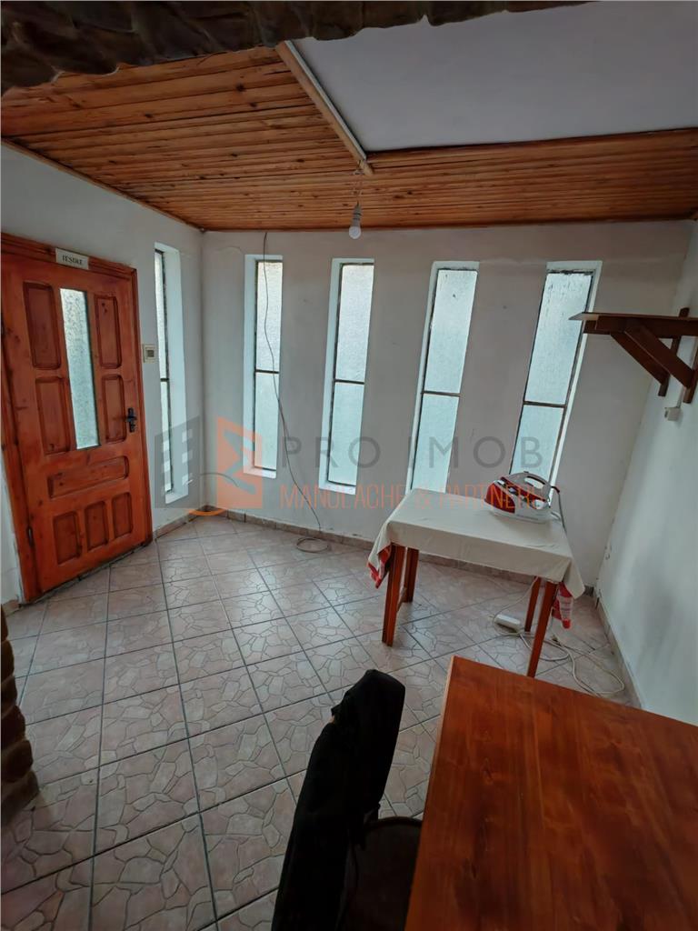 Casa tip P+1+M zona Vintila Voda