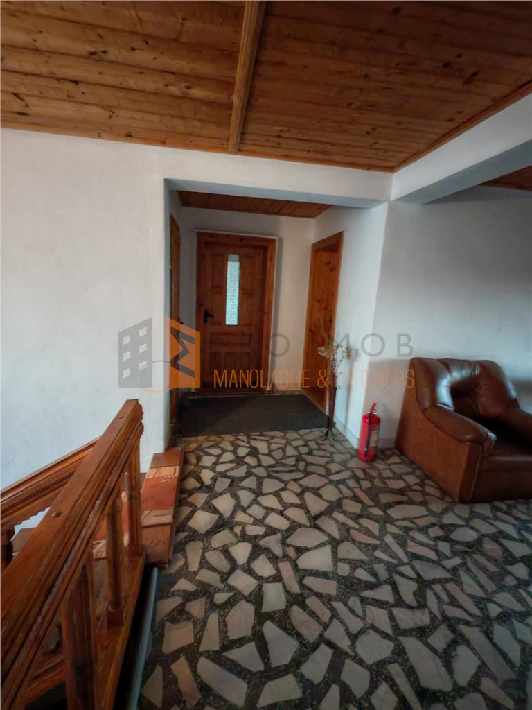 Casa tip P+1+M zona Vintila Voda
