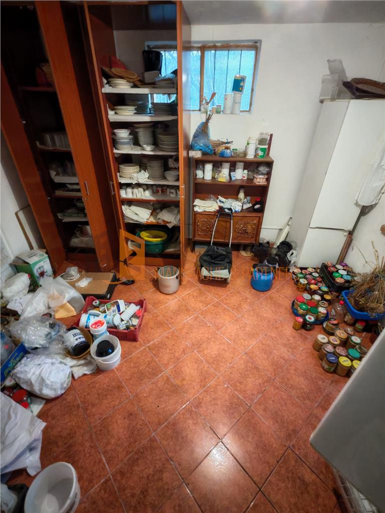 Casa tip P+1+M zona Vintila Voda