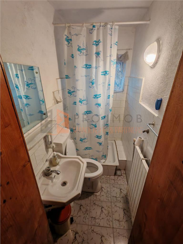 Casa tip P+1+M zona Vintila Voda