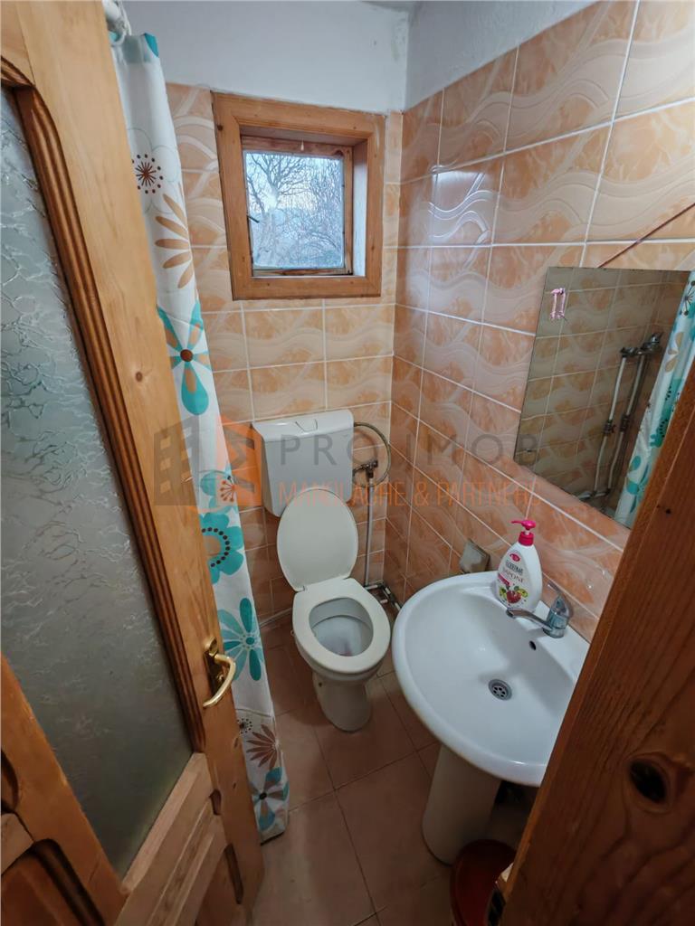 Casa tip P+1+M zona Vintila Voda
