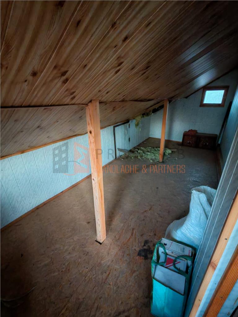 Casa tip P+1+M zona Vintila Voda