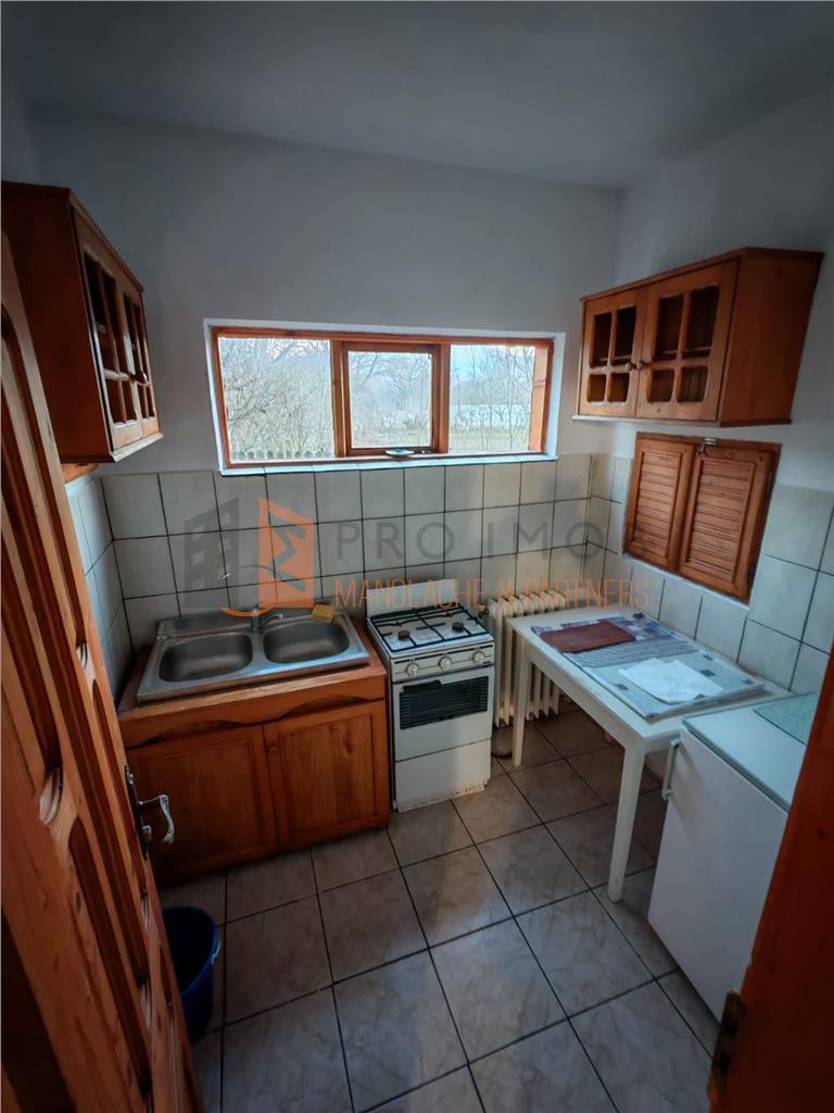 Casa tip P+1+M zona Vintila Voda