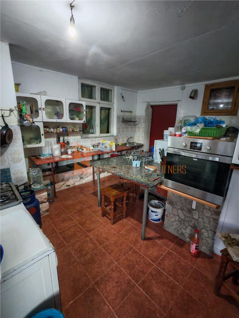 Casa tip P+1+M zona Vintila Voda