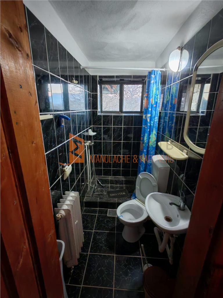 Casa tip P+1+M zona Vintila Voda