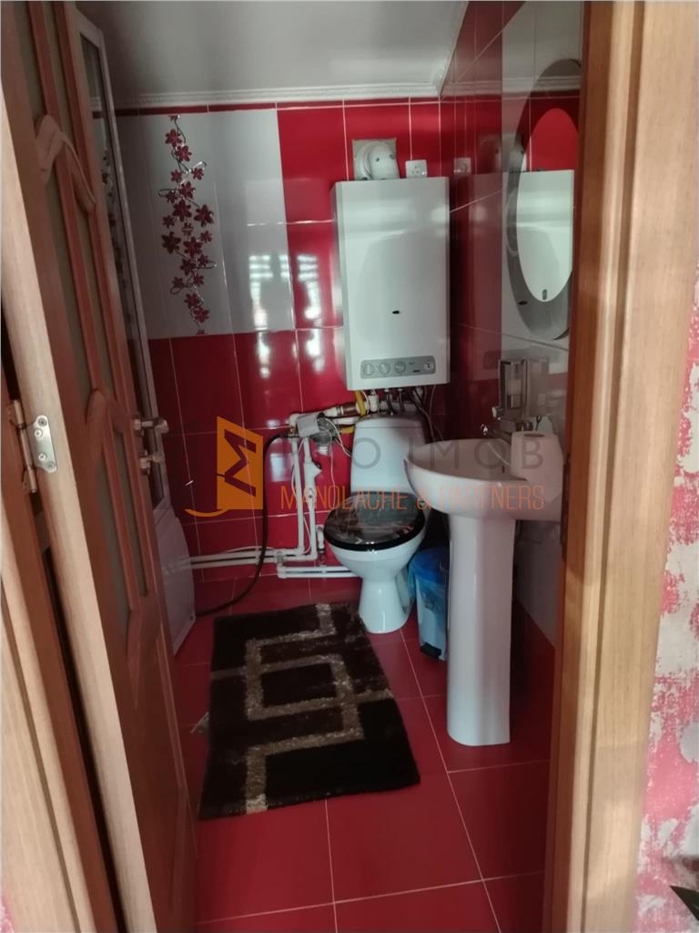 Casa tip P+M zona Smeeni