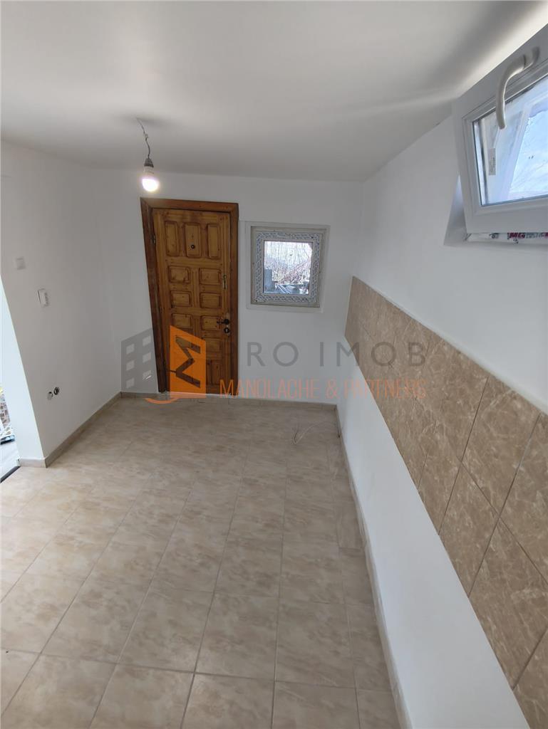Casa tip parter zona Pietroasele-Saranga