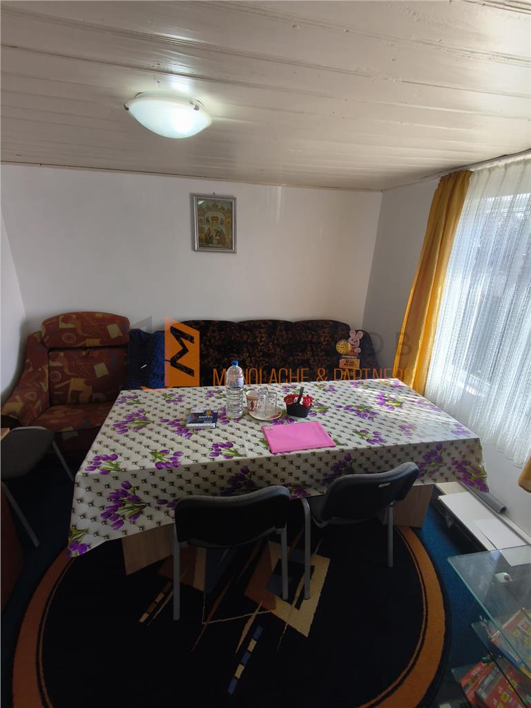 Casa tip parter zona Pietroasele-Saranga