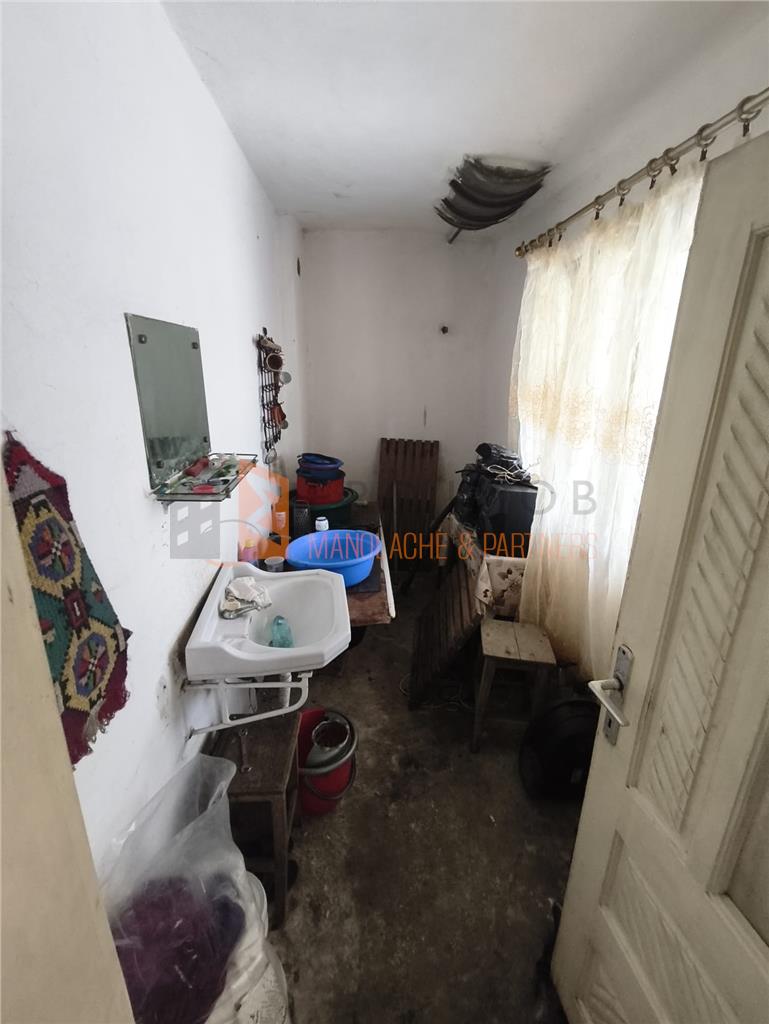 Casa tip parter zona Tisau