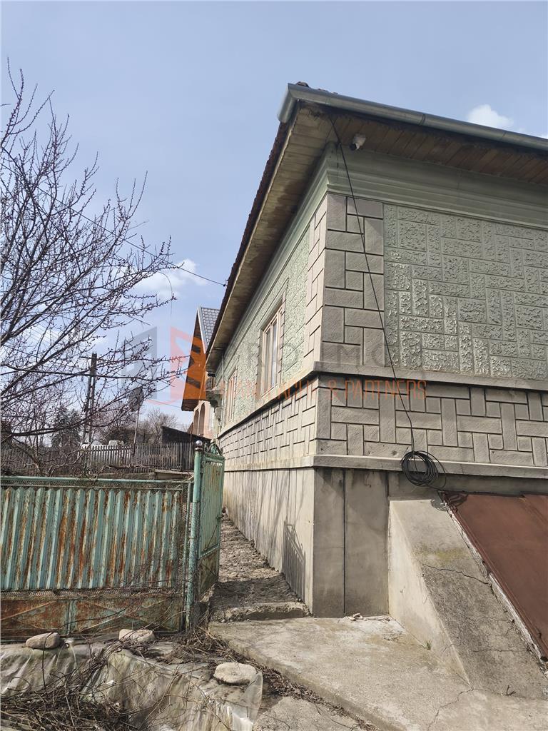 Casa tip parter zona Tisau