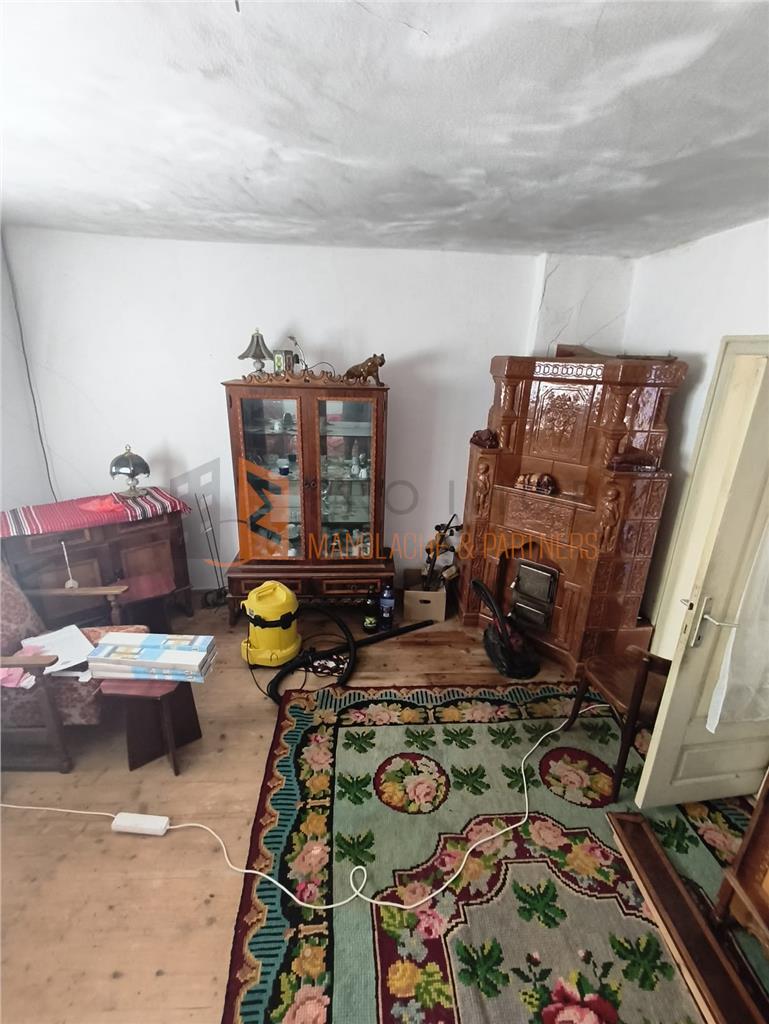 Casa tip parter zona Tisau