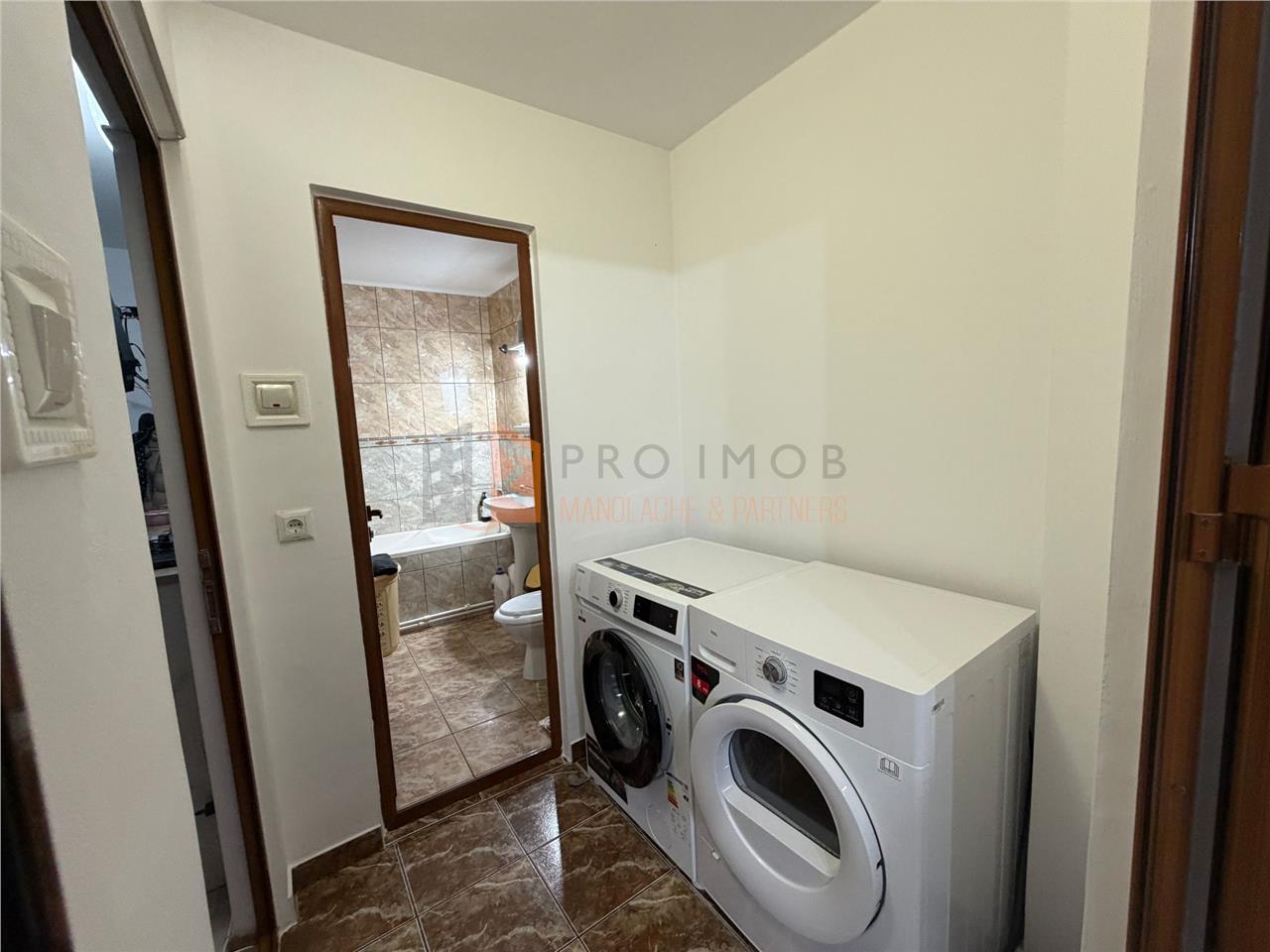 EXCLUSIVITATE Apartament 2 camere CU GARAJ cf 1 semidecomandat Berca