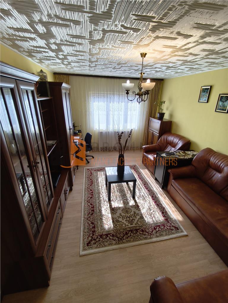 Apartament 3 camere cf 1 decomandat zona Unirii Sud-Viitorului