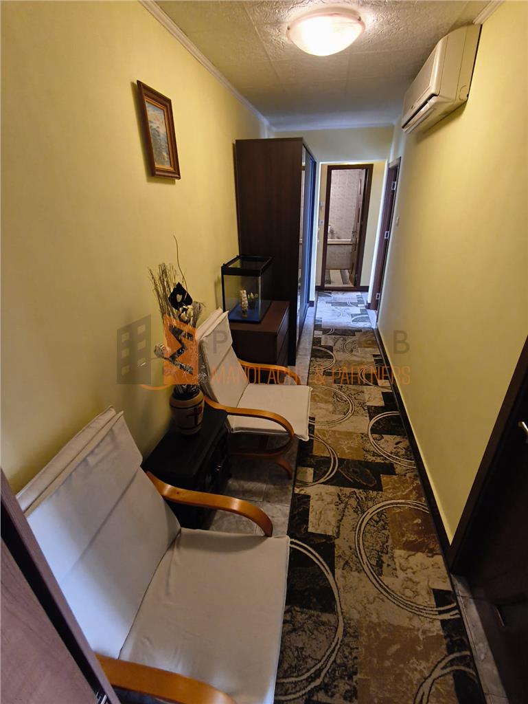 Apartament 3 camere cf 1 decomandat zona Unirii Sud-Viitorului