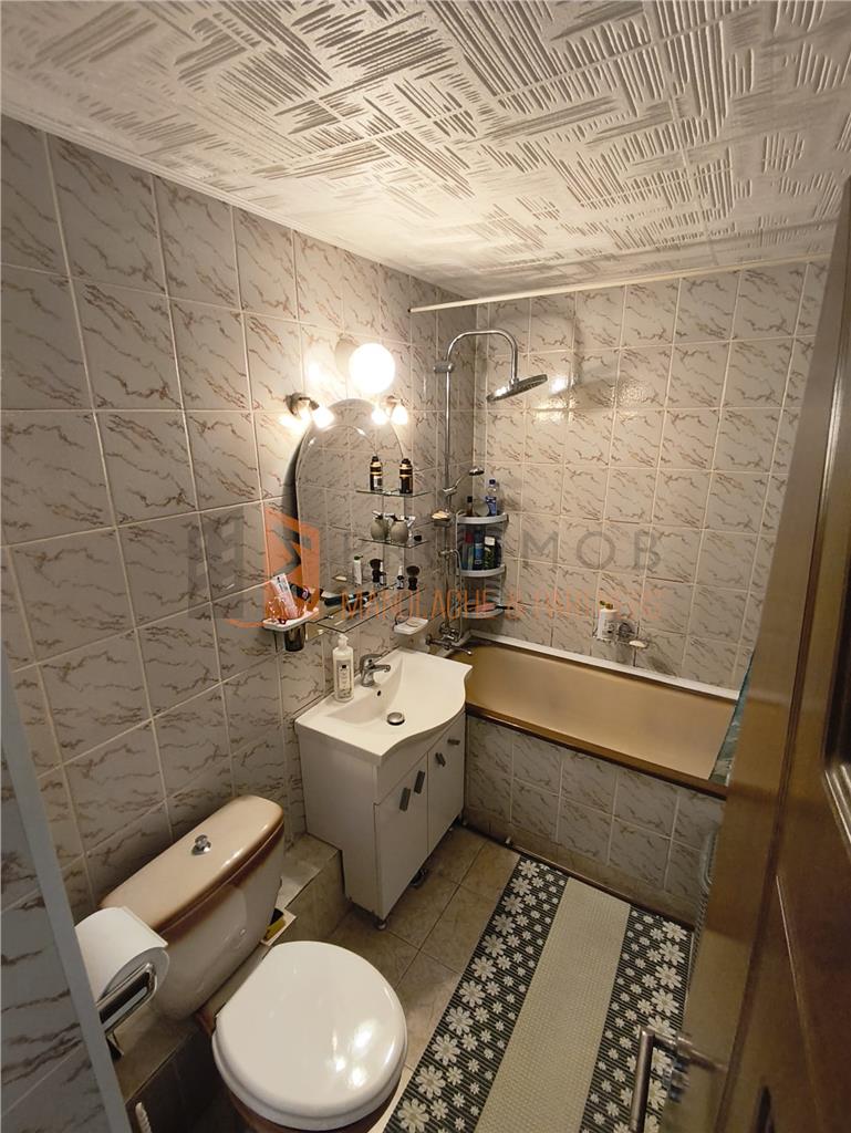 Apartament 3 camere cf 1 decomandat zona Unirii Sud-Viitorului