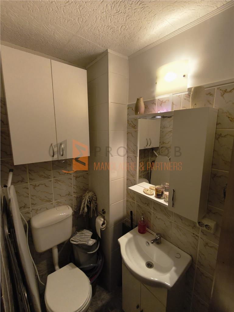 Apartament 3 camere cf 1 decomandat zona Unirii Sud-Viitorului